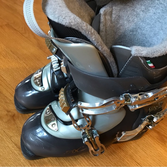 Dalbello Raya 6 designed for women ski boots in excellent condition ITALY made - Picture 15 of 16